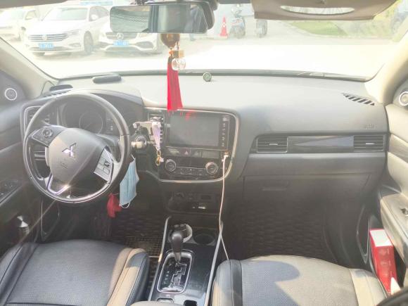 [成都·川A] 二手三菱欧蓝德2018款 2.4L 四驱精英版 5座