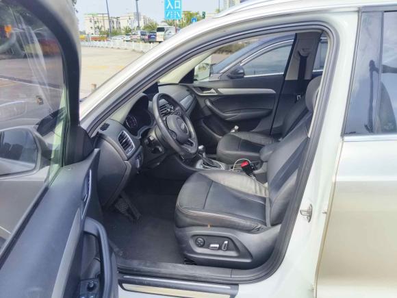 [佛山·粤E] 二手奥迪奥迪Q32016款 35 TFSI 时尚型