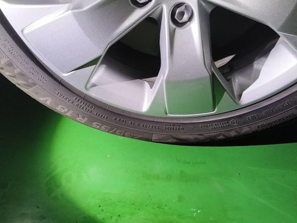 [武汉·鄂A] 二手沃尔沃沃尔沃XC402022款 T4 四驱智行时尚版