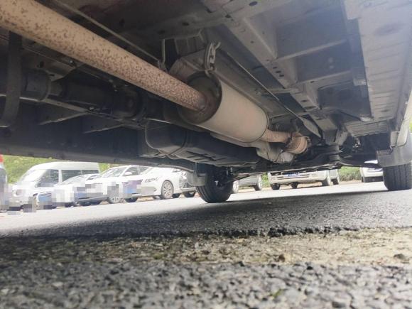 [杭州·浙A] 二手福特新世代全顺2016款 2.2T长轴6/7座中顶多功能车