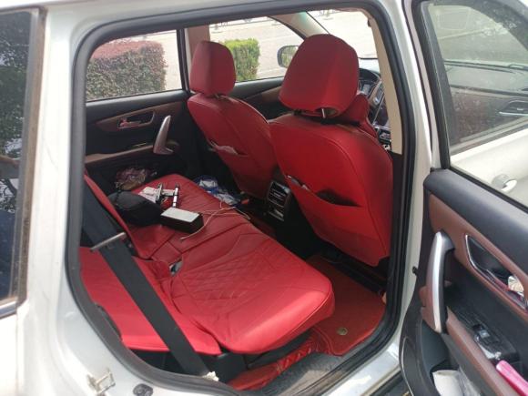 [武汉·鄂A] 二手SWM斯威汽车SWM斯威X72017款 1.5T 自动智享型 7座