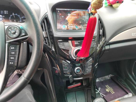 [上海·沪G] 二手比亚迪秦新能源2015款 1.5T 双冠旗舰Plus版