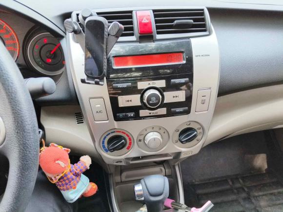 [上海·皖K] 二手本田锋范经典2008款 1.5L 自动精英版