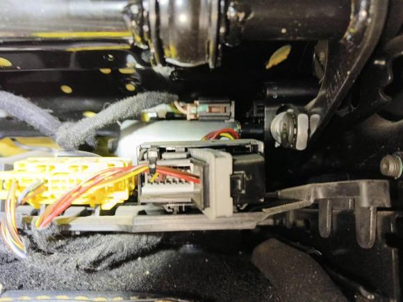 [西安·陕K] 二手奔驰奔驰A级2020款 改款 A 200 L 运动轿车时尚型