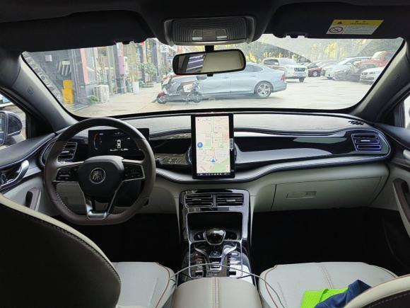 [深圳·粤A] 二手比亚迪秦PLUS2023款 冠军版 DM-i 120KM领先型