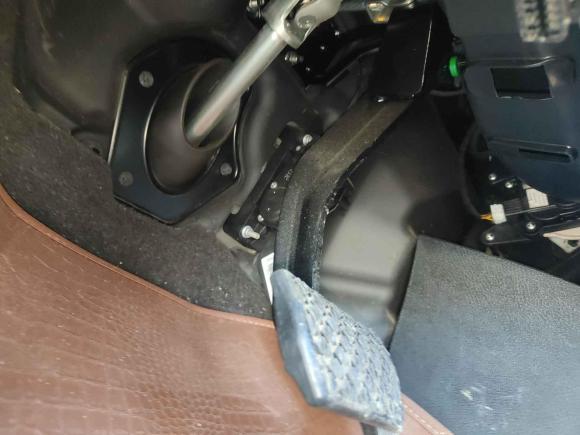 [宁波·浙B] 二手上汽大通MAXUS上汽大通MAXUS G102014款 2.0T 自动豪华行政版