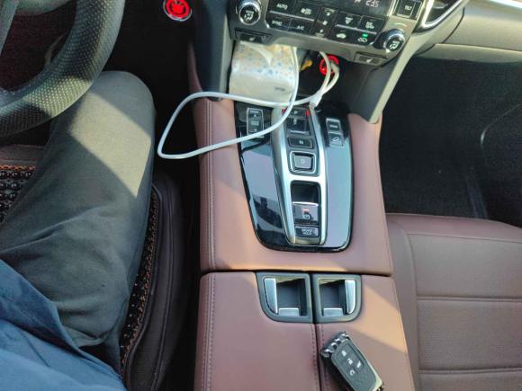 [义乌·浙G] 二手本田本田UR-V2020款 370TURBO 两驱尊雅版