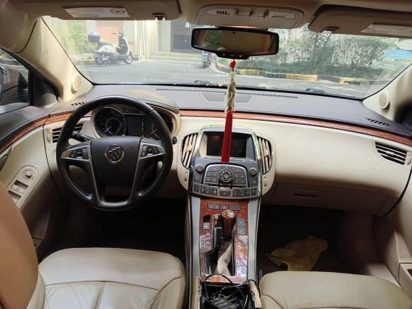 [上海·沪L] 二手别克君越2011款 2.4L SIDI豪雅版