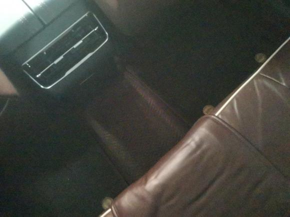 [广州·新A] 二手奔腾奔腾T992020款 20TD 自动尊享型