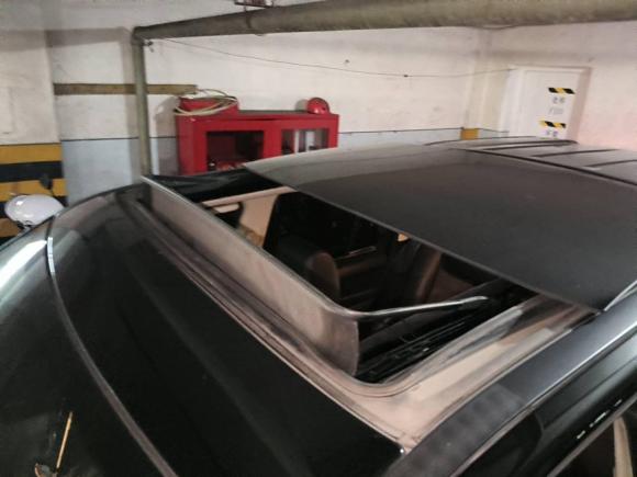 [温州·浙C] 二手路虎神行者22011款 2.2T SD4 SE柴油版