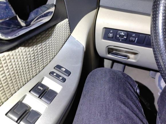 [苏州·苏E] 二手海马海马S72013款 2.0L 自动智尚型