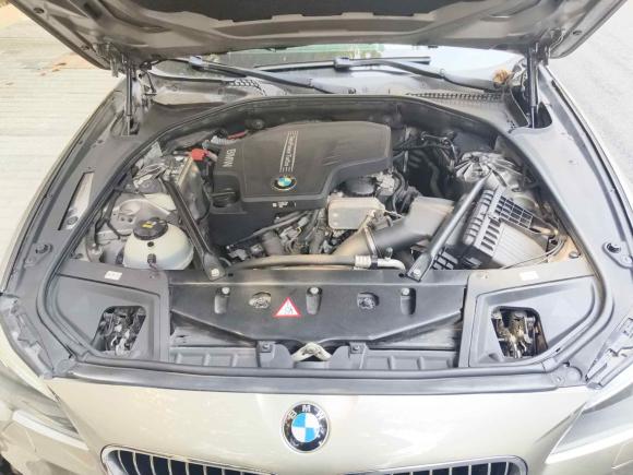 [上海·沪F] 二手宝马宝马5系2014款 525Li 豪华设计套装