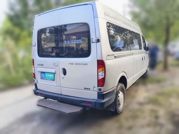 [上海·沪A] 二手上汽大通MAXUS新途V802015款 2.5T 手动傲运通版长轴中顶