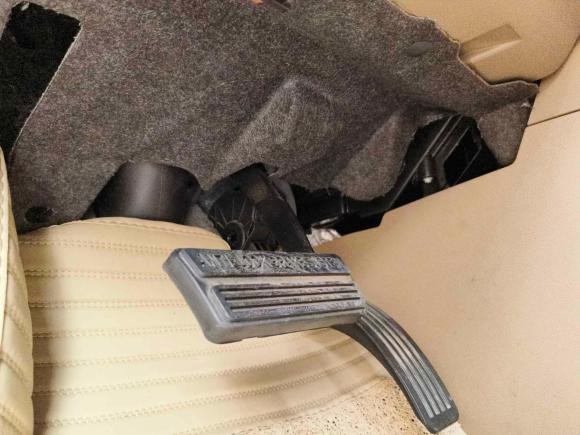 [深圳·粤B] 二手别克别克GL82014款 2.4L 经典版