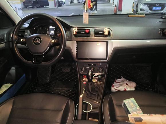 [上海·沪D] 二手大众朗行2017款 180TSI DSG舒适版