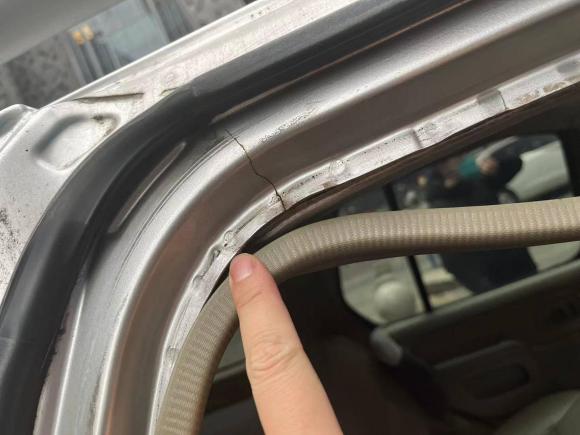 [成都·川A] 二手日产帕拉丁2004款 3.3L 四驱标准型