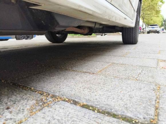 [南京·苏A] 二手哈弗哈弗H62015款 升级版 1.5T 手动两驱精英型