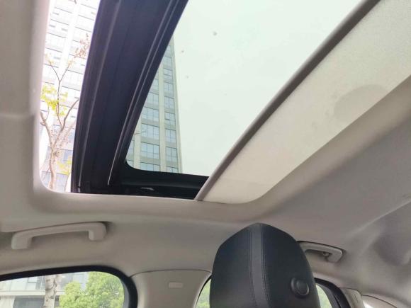 [杭州·赣H] 二手捷豹捷豹XF2016款 XF 2.0T 两驱风华版