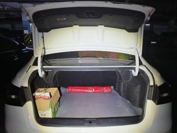 [杭州·浙A] 二手荣威荣威3602018款 PLUS 1.5L 自动尊享版