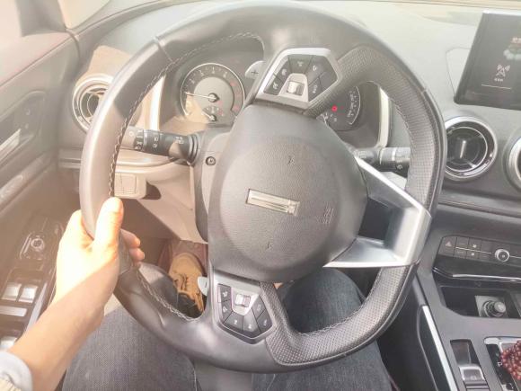 [南京·苏E] 二手魏牌魏牌 VV52017款 2.0T 超豪型