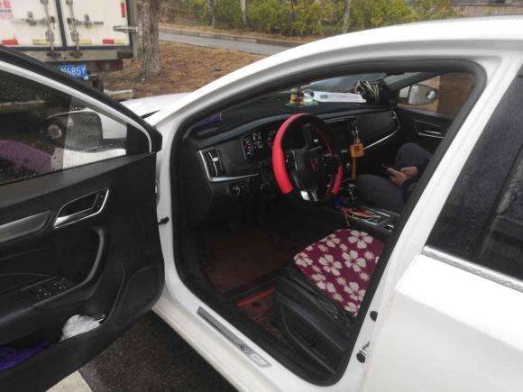 [南京·苏A] 二手荣威荣威i62018款 20T 自动旗舰版