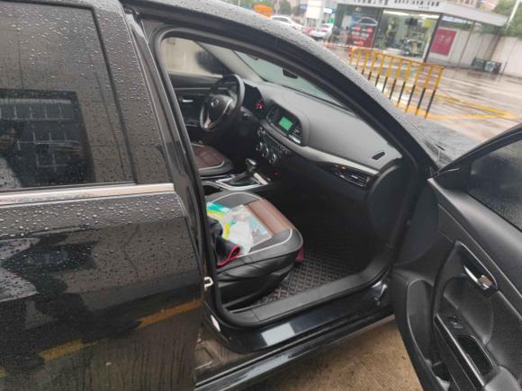 [南京·苏A] 二手广汽传祺传祺GA62016款 235T DCT精英版