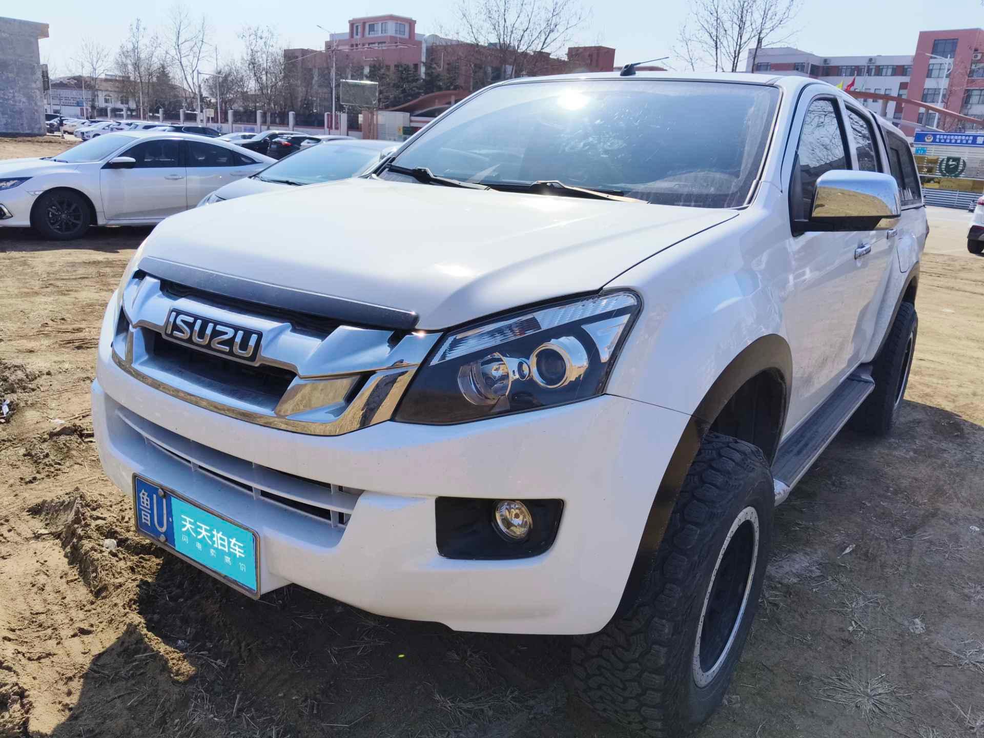 [青岛·鲁U] 五十铃D-MAX2018款 3.0T两驱自动精英型4JJ1-TC HI