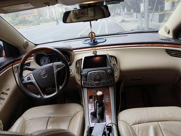 [成都·川A] 二手别克君越2011款 2.4L SIDI豪华版