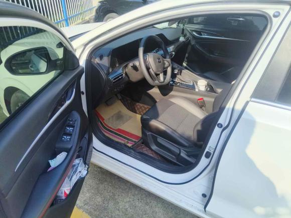 [合肥·皖A] 二手长安逸动2020款 PLUS 百万版 1.6L GDI CVT豪华型