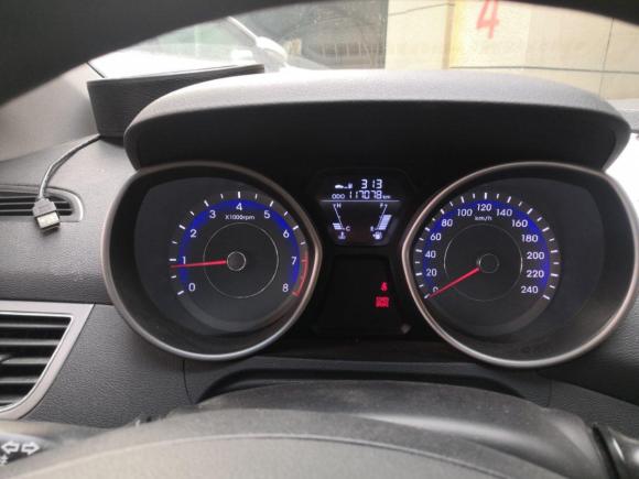 [上海·沪C] 二手现代朗动2012款 1.6L 手动时尚型