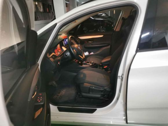 [佛山·粤D] 二手宝马宝马2系旅行车2016款 218i 领先型