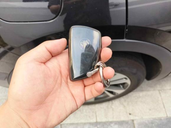 [南通·苏K] 二手别克昂科威2022款 改款 昂科威S 552T 两驱豪华型