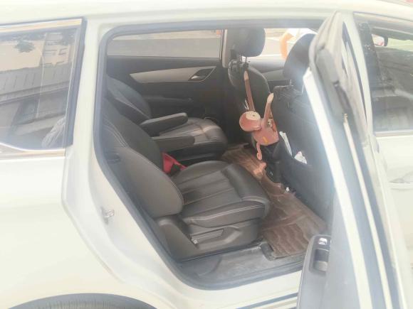 [武汉·鄂A] 二手比亚迪宋MAX2021款 升级版 1.5T 自动尊贵型 6座