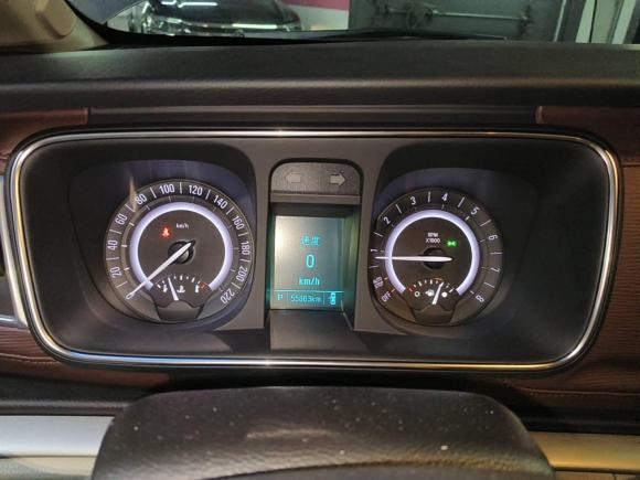 [上海·沪D] 二手别克别克GL82017款 25S 尊贵型 国V