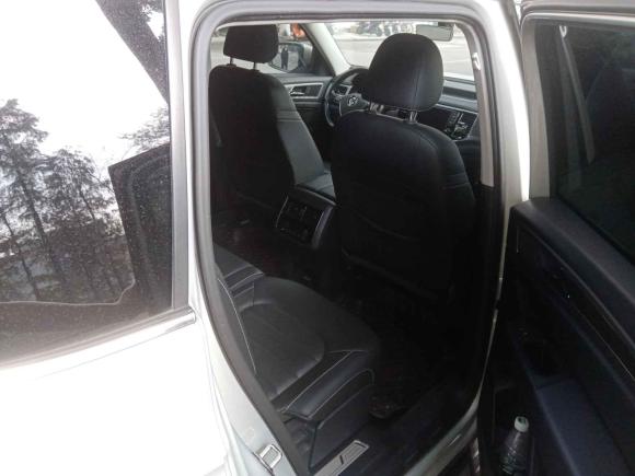 [佛山·粤E] 二手大众途昂2017款 330TSI 两驱豪华版