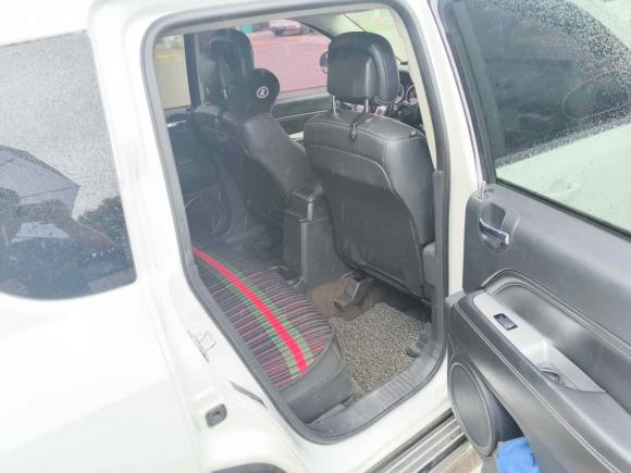 [台州·浙J] 二手Jeep指南者2014款 改款 2.4L 四驱舒适版