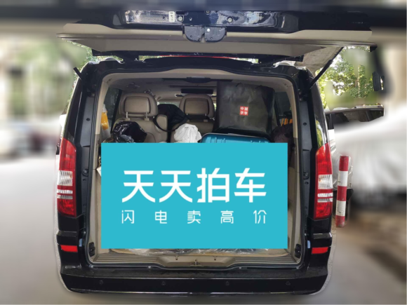 [广州·粤E] 二手奔驰唯雅诺2013款 3.0L 领航版