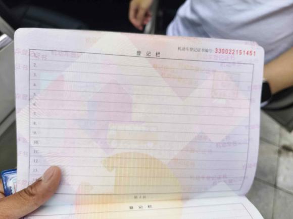 [宁波·浙B] 二手奥迪奥迪A4L2017款 40 TFSI 风尚型