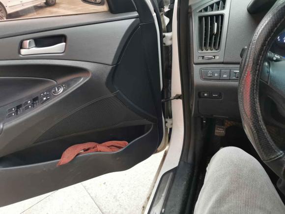 [金华·浙G] 二手现代索纳塔2013款 2.0L 自动时尚版