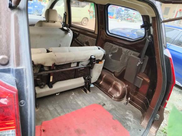 [广州·鄂J] 二手五菱汽车五菱宏光2015款 1.5L S 基本型国V