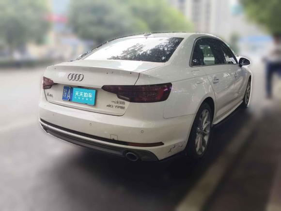 [西安·陕A] 二手奥迪奥迪A4L2018款 30周年年型 40 TFSI 时尚型