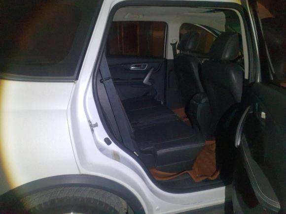 [济南·鲁A] 二手SWM斯威汽车SWM斯威X72016款 1.8L 手动豪华型 7座