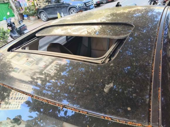 [合肥·川X] 二手红旗红旗H72015款 2.0T 豪华型