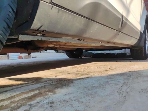 [青岛·黑B] 二手奔腾奔腾X802013款 2.0L 自动豪华型