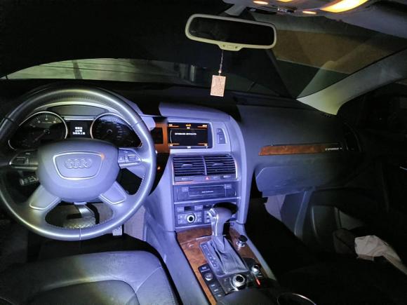 [深圳·粤B] 二手奥迪奥迪Q72014款 35 TFSI 进取型