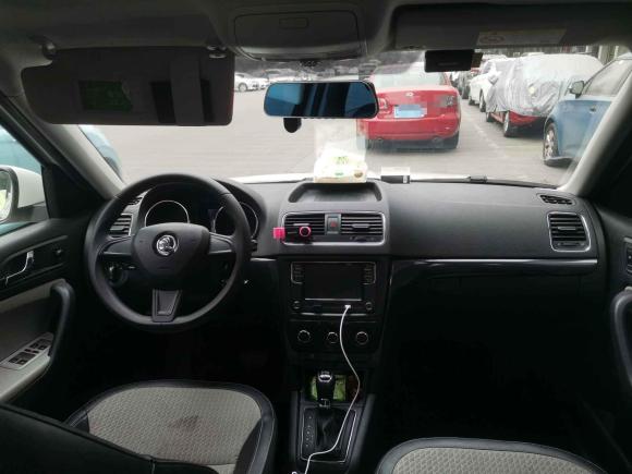 [成都·川B] 二手斯柯达Yeti2017款 TSI280 DSG前行版