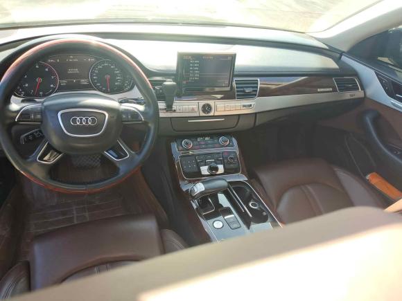 [济南·鲁A] 二手奥迪奥迪A82013款 A8L 55 TFSI quattro豪华型