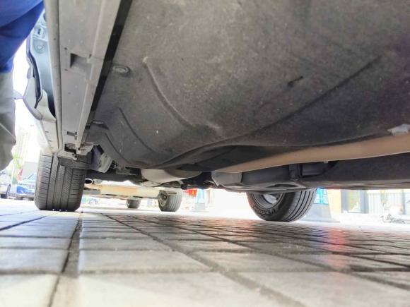 [广州·粤A] 二手本田本田UR-V2017款 370TURBO 两驱尊贵版 国V