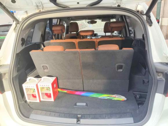 [上海·沪F] 二手宝马宝马2系多功能旅行车2015款 218i 运动设计套装