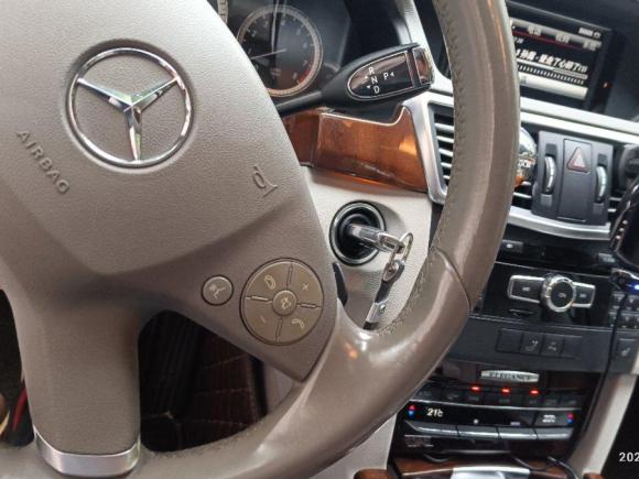 [上海·沪E] 二手奔驰奔驰E级2013款 E 300 L 优雅型